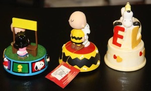 Peanuts Wind Up Musical Figurines  3 Musical Figures