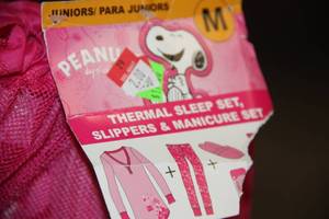 Peanuts Apparel Lot  5 Items