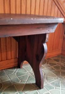 lot 135 image: Primitive Pine Wooden Bench