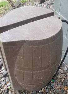 lot 115 image: Rain Barrel  Brown