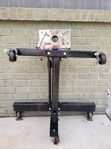 lot 2 image: Industrial Rolling Shop Engine Stand