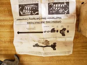 lot 74 image: Strut Coil Spring Compressor