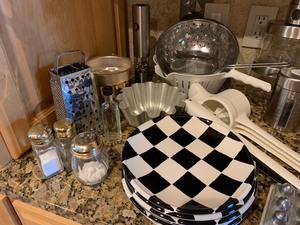Lof of Misc Kitchen Items