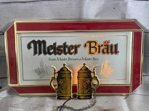 lot 2 image: Vintage Meister Brau Lighted Sign (36 years old)