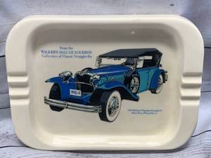 lot 29 image: Walker Deluxe Bourbon 1930 Ruxton Ashtray