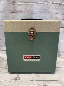 lot 41 image: Kodak 500 Slide Projector
