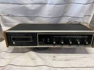 lot 63 image: Toshiba SA-220 Stereo Receiver