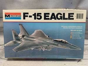 lot 97 image: Monogram F-15 Eagle 148 Model Plane