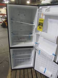 lot 212 image: Magic Chef 23.8 in. W 9.2 cu. ft. Bottom Freezer Refrigerator in Stainless MCBM920S1