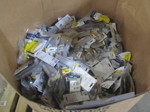 lot 218 image: WHOLESALE MIXED PALLET OF HARDWARE, U BOLTS & EYE BOLTS