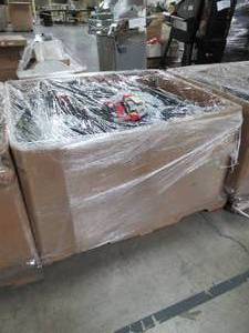 lot 405 image: WHOLESALE MIXED PALLET OF MISCELLANEOUS BRAND NAME CLOTHING - BRAND NEW