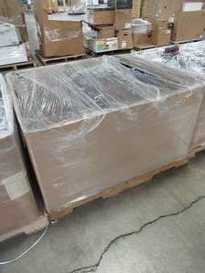 lot 412 image: WHOLESALE MIXED PALLET OF MISCELLANEOUS BRAND NAME CLOTHING - BRAND NEW