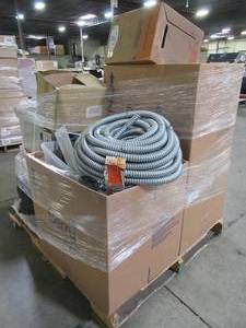 lot 300 image: WHOLESALE MIXED PALLET OF MISCELLANEOUS CABLE, LIGHTING, SMALL HOUSEWARES AND MORE