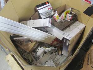 lot 313 image: WHOLESALE MIXED PALLET OF HARDWARE, U BOLTS, EYE BOLTS AND PLUMBING ACCESSORIES