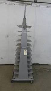lot 4 image: Metal Bolt Rack On Casters