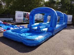 lot 55 image: 2 Lane Slip and Slide With Pool