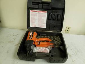 lot 122 image: RamsetRed Head T3 Tool with Case