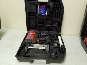 lot 125 image: Powers Trak-It C3ST with Battery, Charger, Case