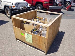 lot 137 image: Lot of (14) Fluorescent Bulb Cage Lights