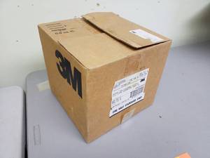 lot 702 image: 3M 464W Polishing Cloth Silicon Carbide Belts