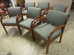 lot 403 image: UPHOLSTERED ACCENT CHAIRS