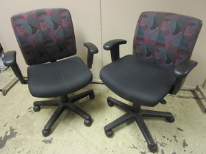 lot 411 image: DESK CHAIRS