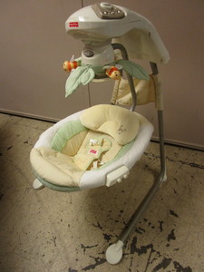 lot 430 image: FISHER-PRICE PAPASAN CRADLE SWING