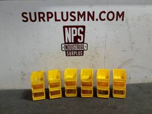 lot 267 image: 18 Parts Bins 5-12 x 4 x 4