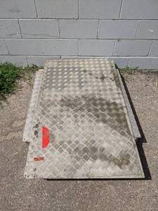 lot 247 image: Pallet Lot of 9 Sheets of 316 Aluminum Diamond Plate
