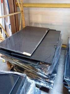 TVs 6 - Pallets of BAD TVs Medium to large tvs with handful of smalls. (100 units)