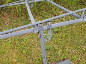 lot 7 image: Pick Up Truck Adjustable Ladder Rack