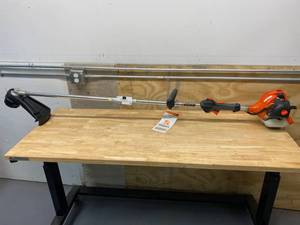 lot 19 image: ECHO SRM-225 21.2 cc Gas 2-Stroke Cycle Straight Shaft Trimmer