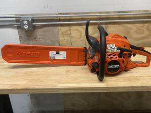 lot 86 image: ECHO CS-490 chainsaw 20 blade