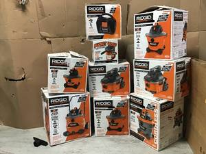 lot 8 image: PALLET WITH RIGID VACUUMS DIFFERENT SIZES AND CONDITIONS SEE PICS