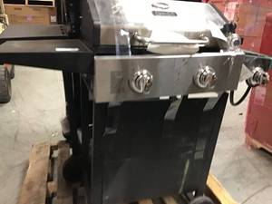 lot 28 image: PALLET WITH DYNA-GLO GRILLS DIFFERENT SIZES SEE DESCRIPTION