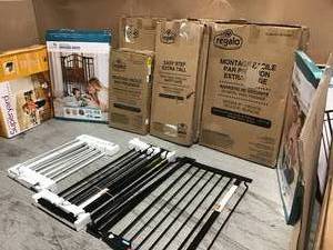 lot 38 image: PALLET WITH SAFETY GATES AND BABY SUPPLIES