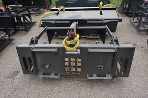 lot 16 image: Brand New Universal Mount Bobcat Skid Loader Skid Steer 66 Rock Grapple Bucket