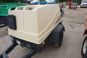 lot 5 image: 2008 Ingersoll Rand Model Airsource Plus FJD Tow Behind Air Compressor