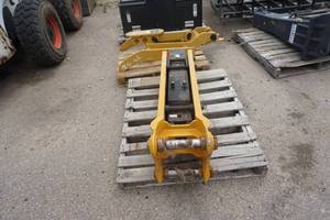 lot 27 image: 2020 AgroTK Brand Model 750 Hydraulic Excavator Jack Hammer