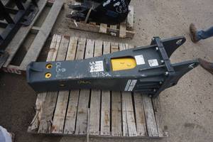 lot 28 image: 2020 Mustang Model HM300 Excavator Hydraulic HammerBreaker