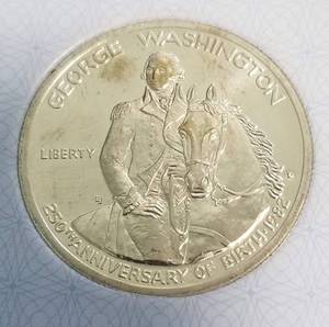 1982-D WASHINGTON SILVER COMMEMORATIVE HALF DOLLAR (mislabeled as quarter on holder)