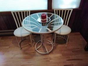 lot 61 image: Bistro Table & Chairs