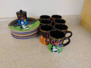 lot 64 image: Mickeys Coffee Set