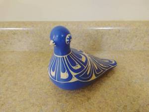 lot 69 image: Ceramic Quail