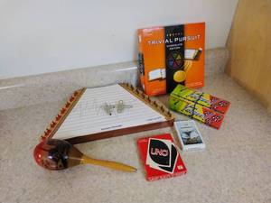 lot 70 image: Misc games and small instruments