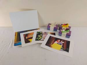 lot 191 image: Disney Prints & Collectibles