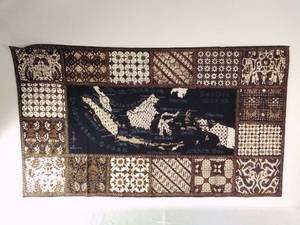 lot 187 image: VINTAGE Tapestry
