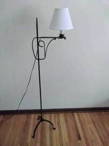 lot 10 image: Wrought Iron Standing Lamp