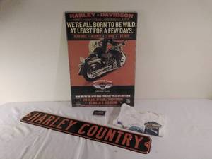 lot 161 image: Harley Davidson Merchandise