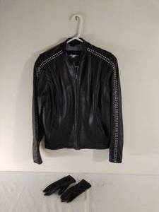 lot 162 image: Womens Black Leather Harley Davidson Jacket (Size Medium)
